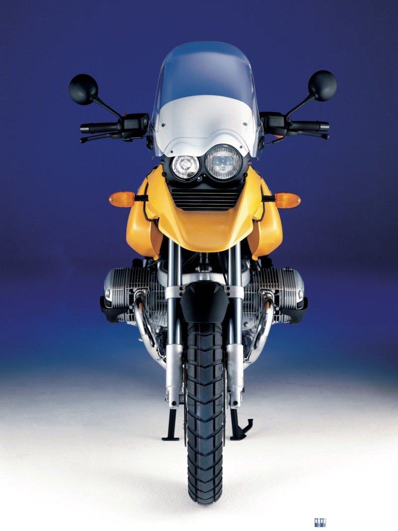 Honda CBR 600 RR спереди