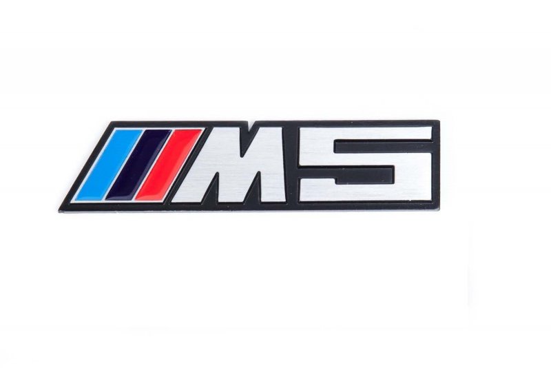 BMW m5 шильдик