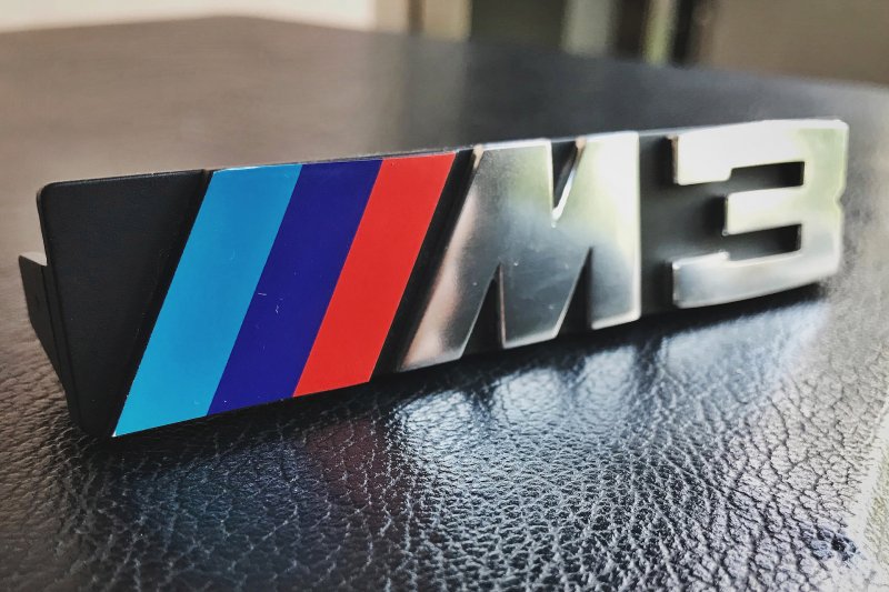 Шильдик м3 BMW
