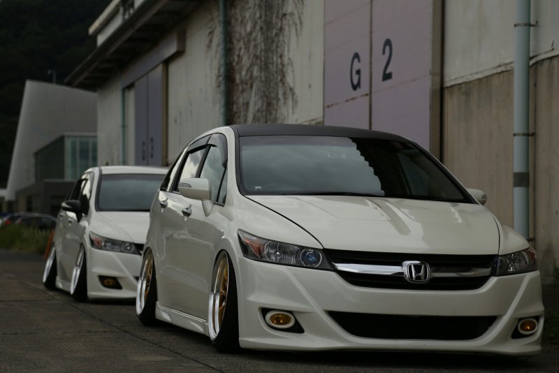 Honda Stream 2017