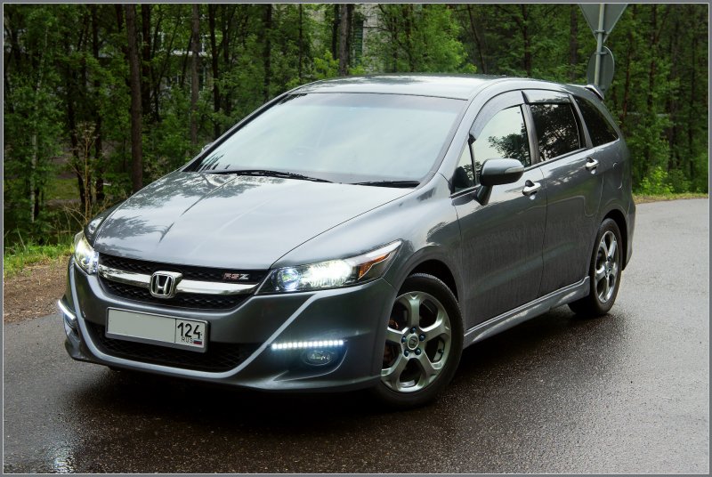 Honda Stream 2010
