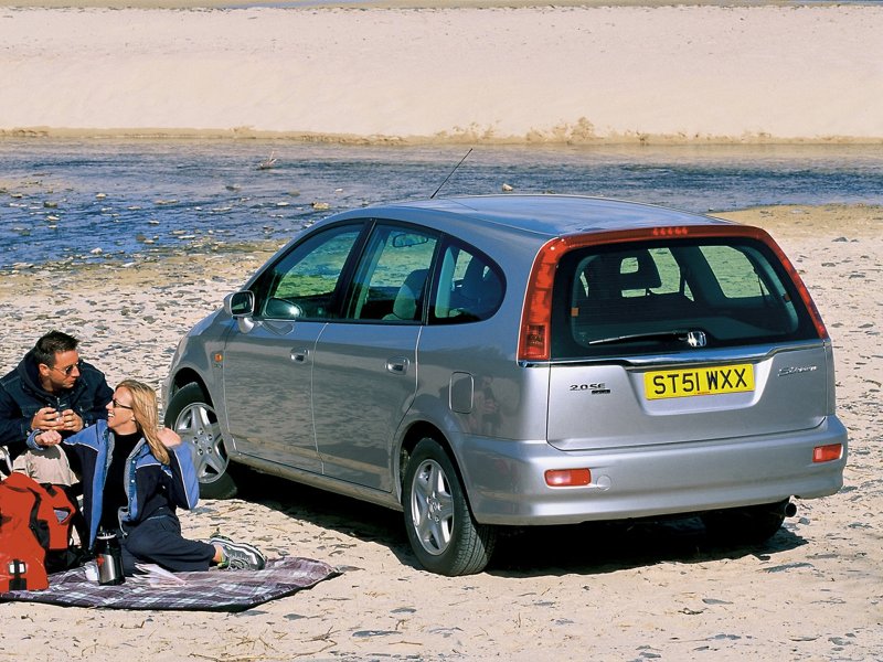 Honda Stream 1