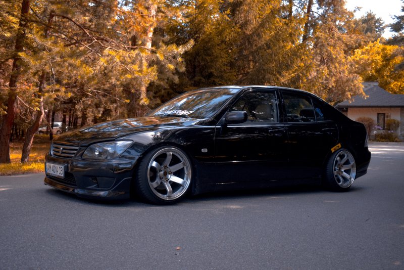 Жекич Дубровский Lexus is 200