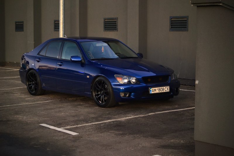 Lexus is 200