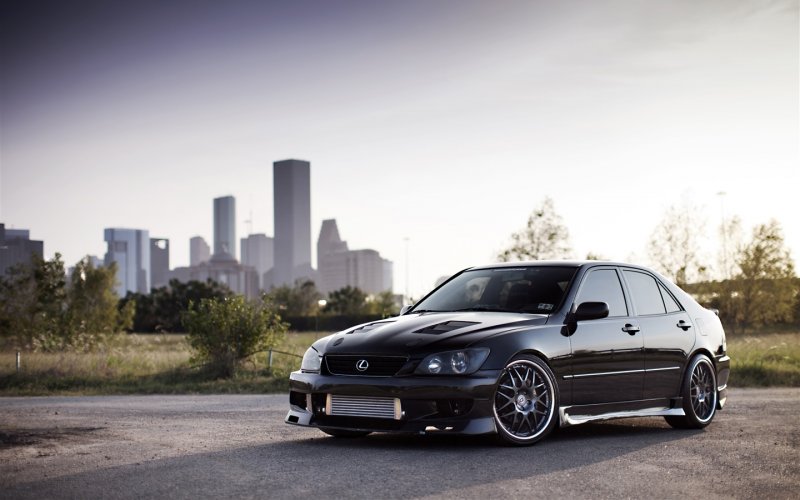 Lexus is 200 свечи
