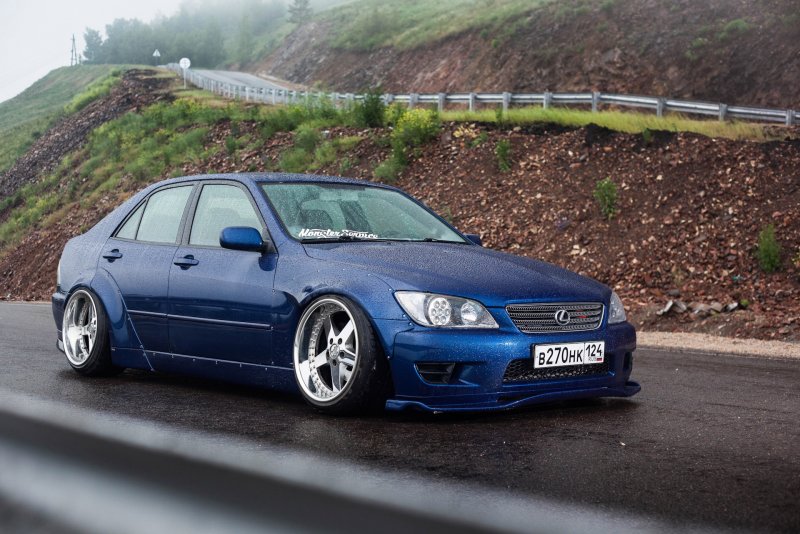 Toyota Altezza 200