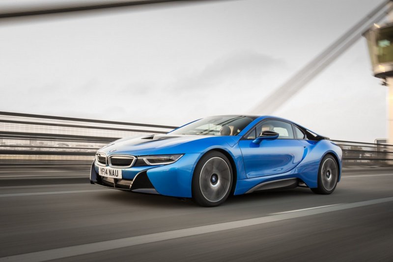 BMW новая i9