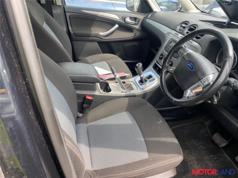 Ford Galaxy 2006 Interior