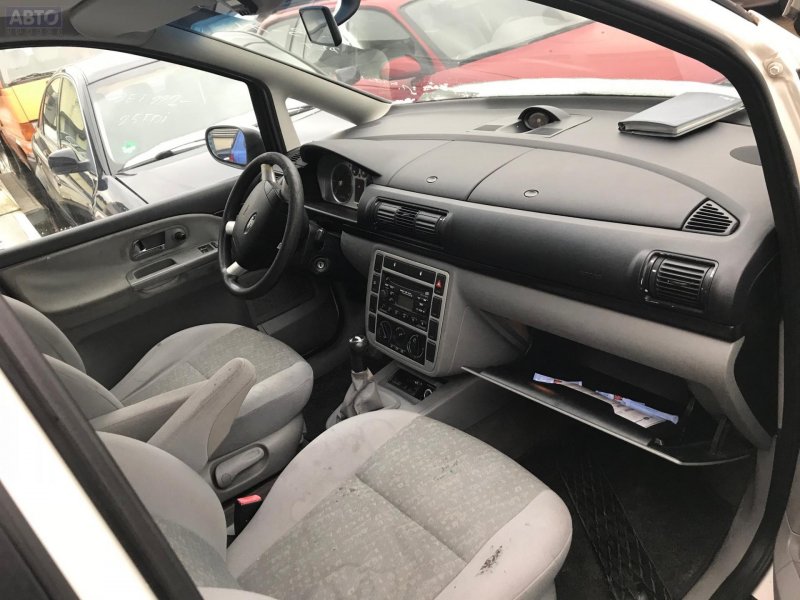 Ford Galaxy 2000 салон