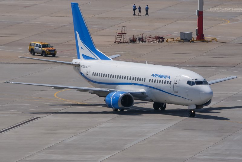 Боинг 737 Армения