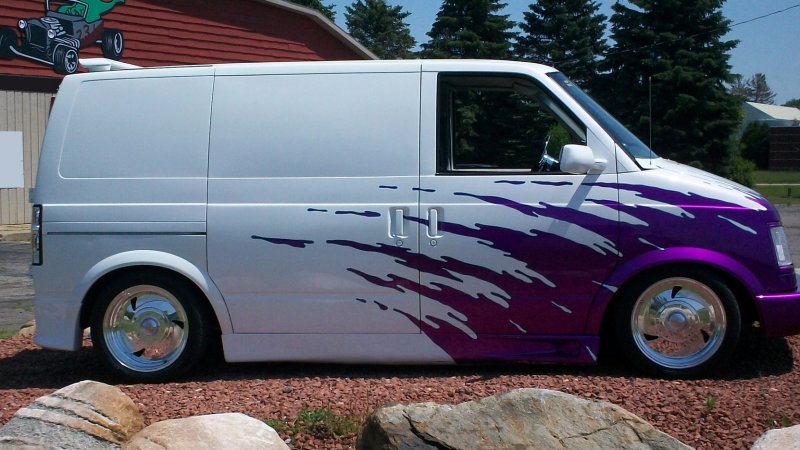 Chevrolet Astro van Custom