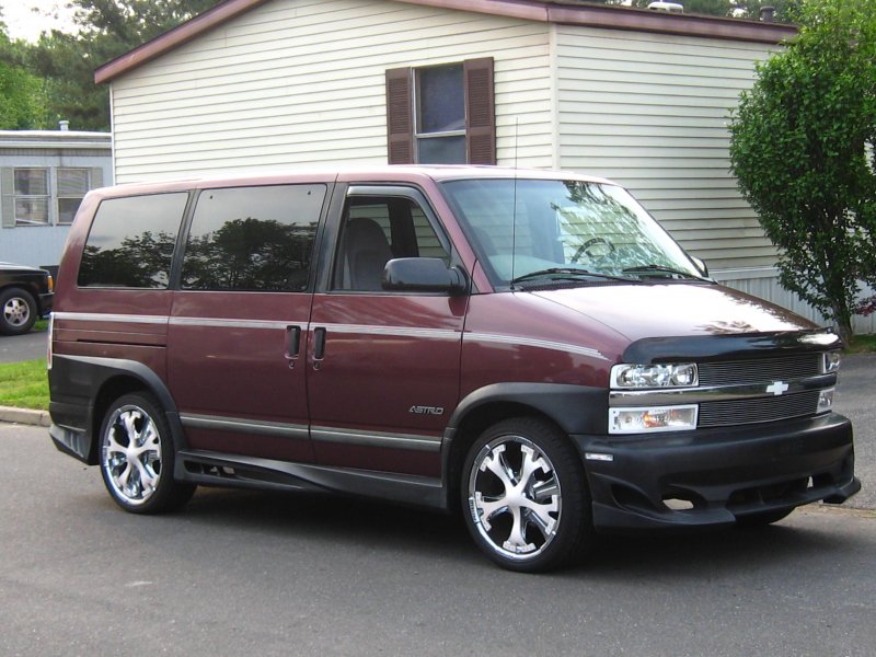 Chevrolet Astro 2000 Tuning