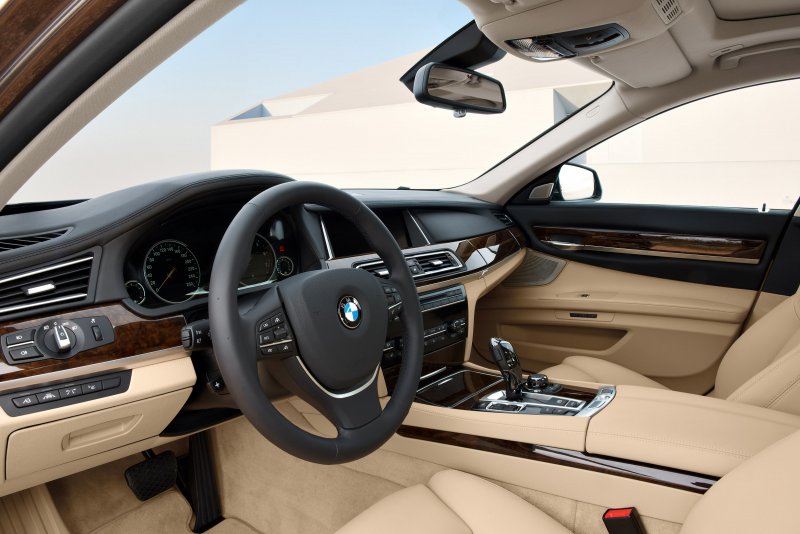 BMW 740li long салон