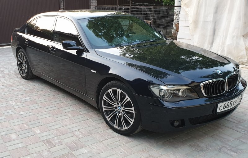 BMW 750 long 2008