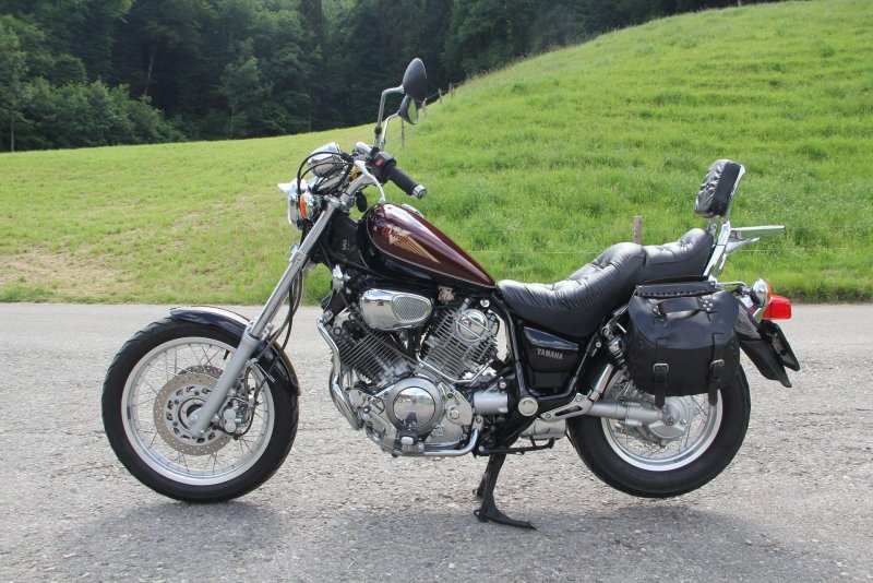Yamaha XV 400 Virago
