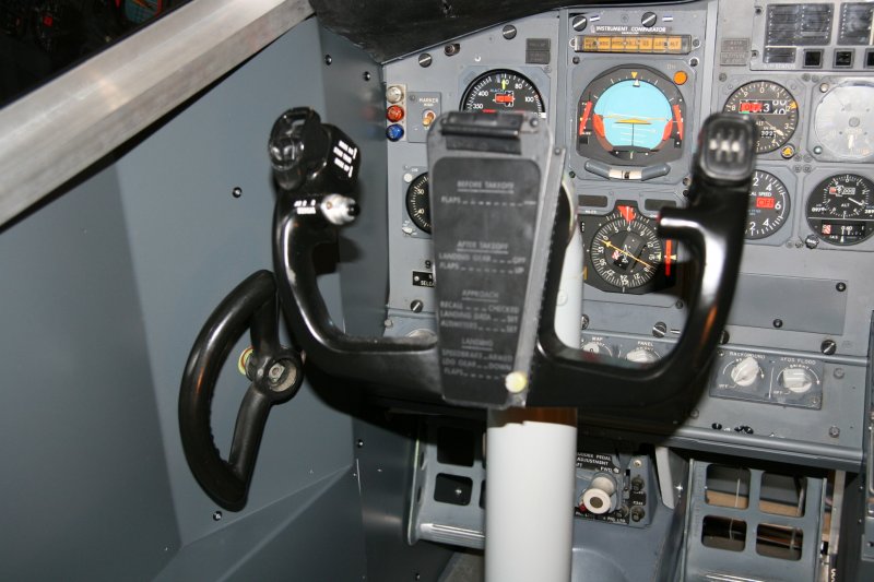 Штурвал Боинга 737