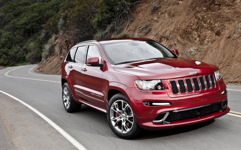 Jeep Grand Cherokee srt8