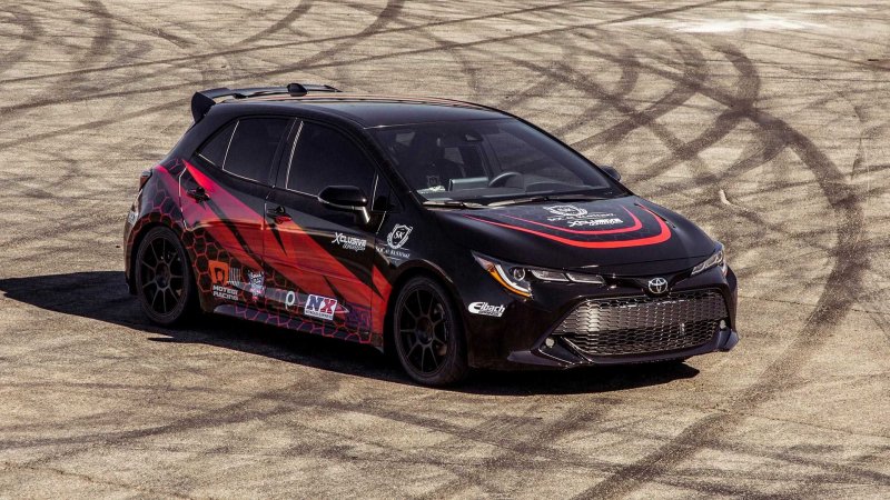 Toyota Corolla 2018 хэтчбек Tuning
