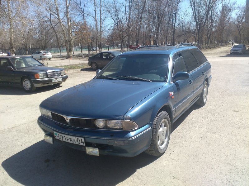 Mitsubishi Sigma 3.0