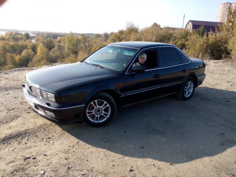 Mitsubishi Sigma 3.0 at, 1993