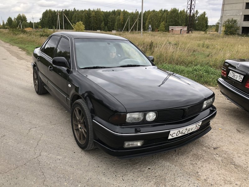 Митсубиси Сигма 1991 3.0