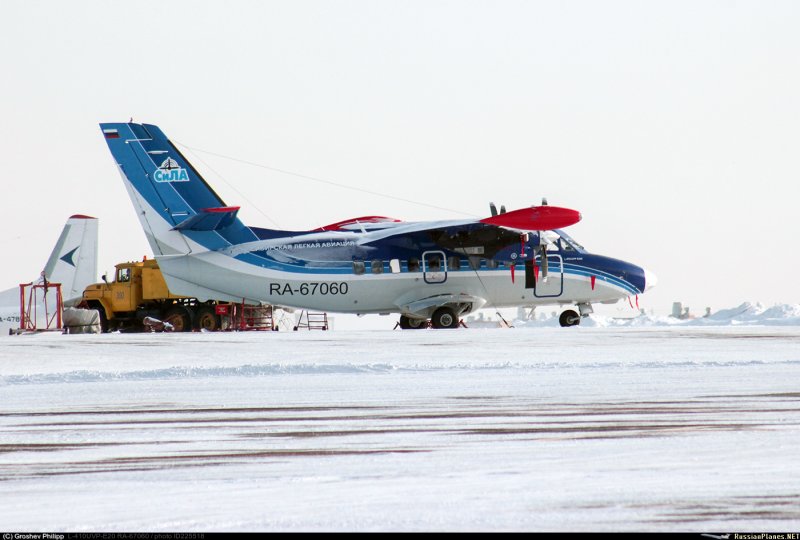 Самолет l 410 ra 67060
