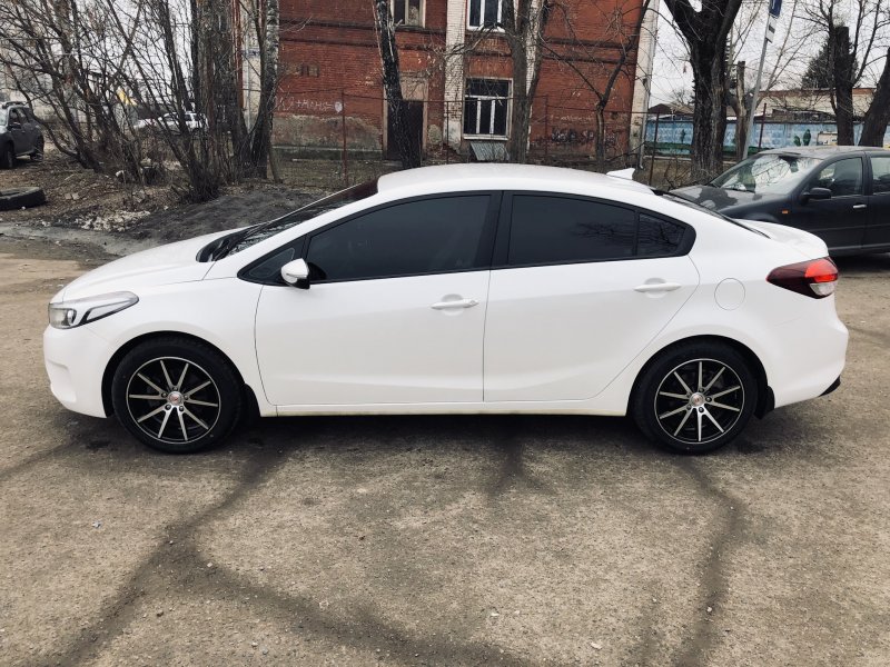 Диски Kia Cerato r16 черные