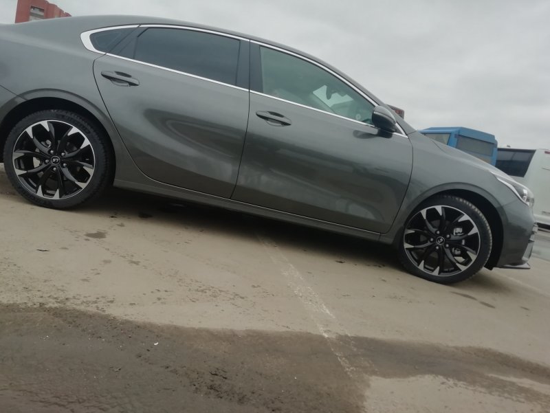 Cerato 4 r18