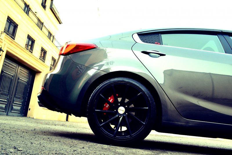 Cerato 4 r18