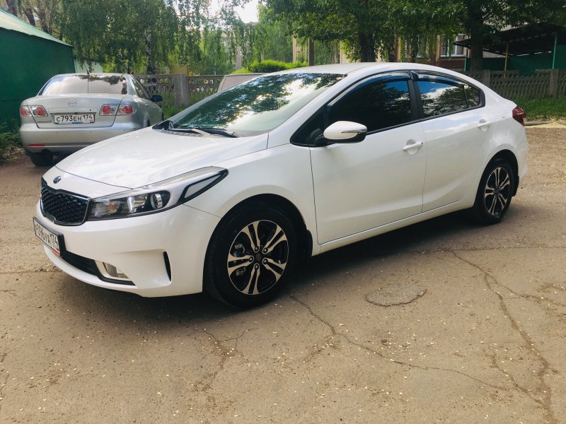 Kia Cerato 2017 белый перламутр