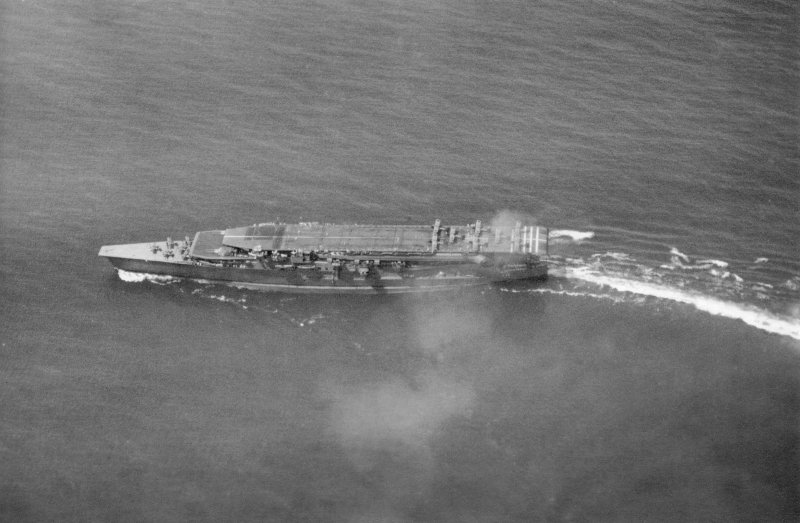 Kaga авианосец