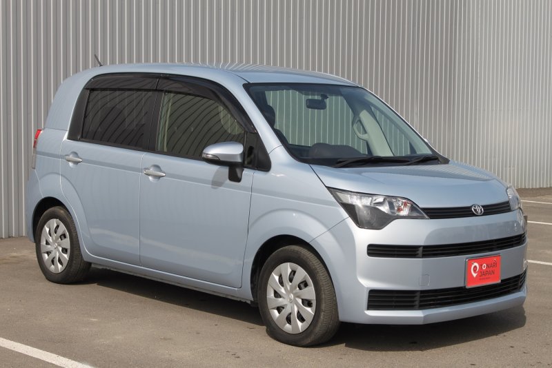 Toyota Spade 2015
