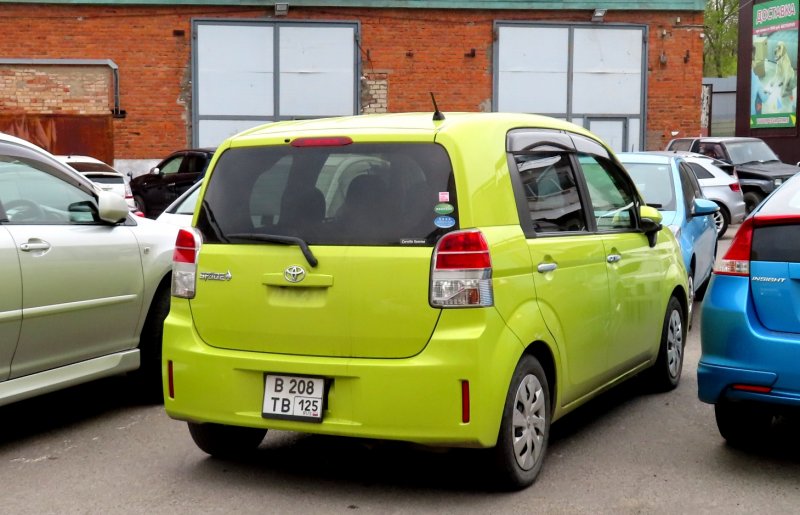 Toyota porte Spade