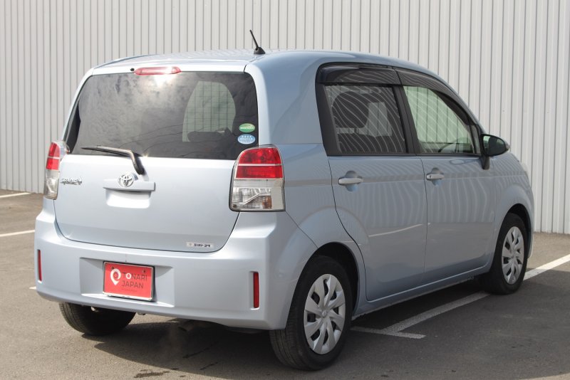 Toyota Spade 1.0