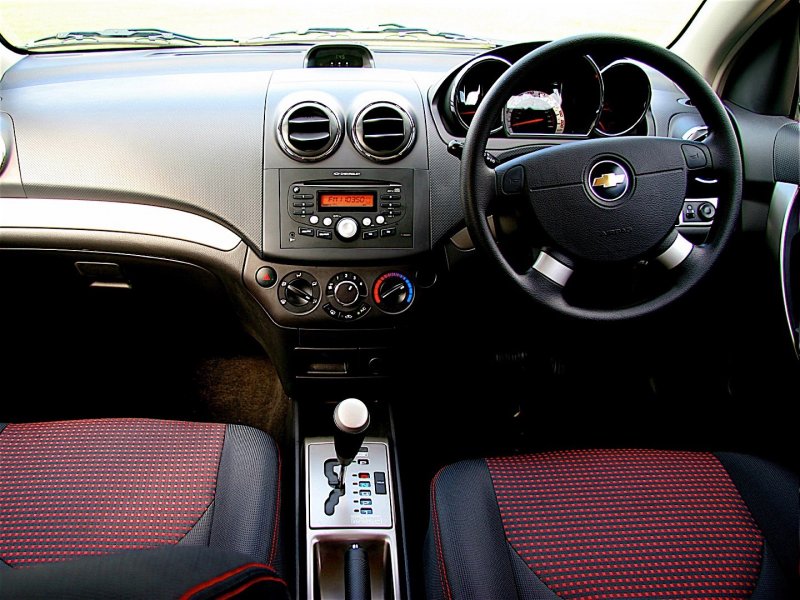Chevrolet Aveo t250 салон