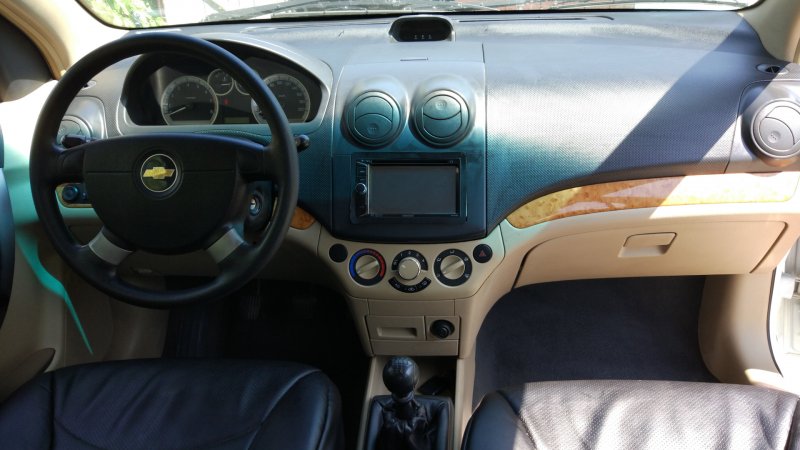 Авео 2008 седан салон
