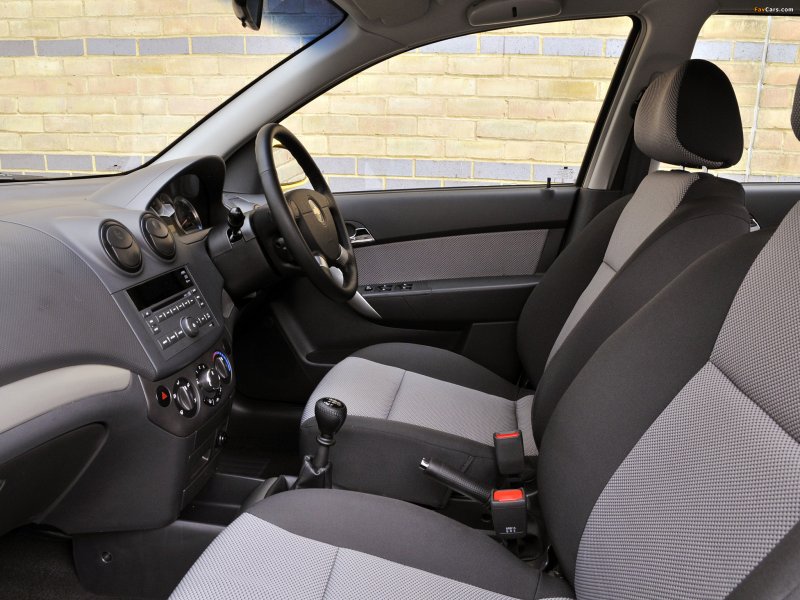 Chevrolet Aveo 2007 седан салон