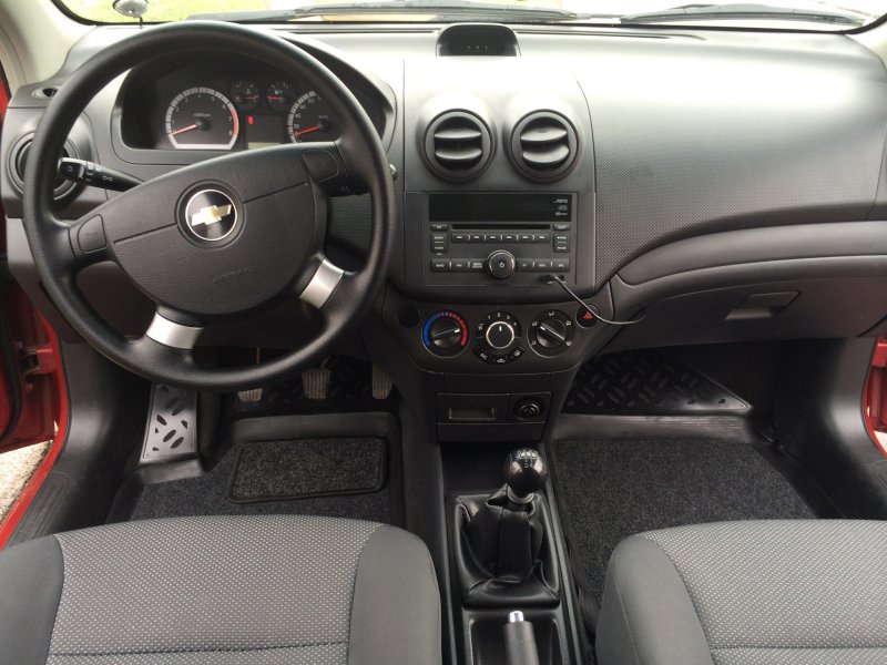 Chevrolet Aveo 2008 салон