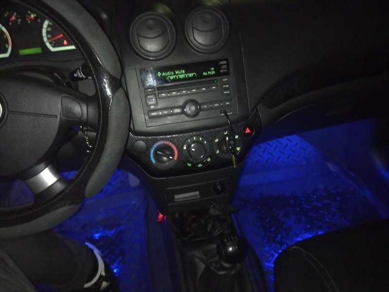 Chevrolet Aveo t250 салон подсветка