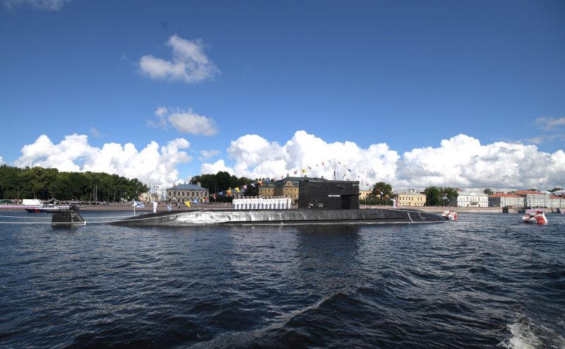День ВМФ В Санкт-Петербурге подводная лодка
