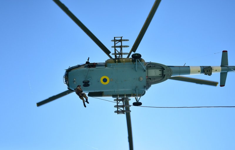 Хвостовая опора вертолета ми-8