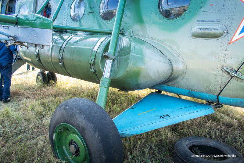 Шасси вертолета ми-8