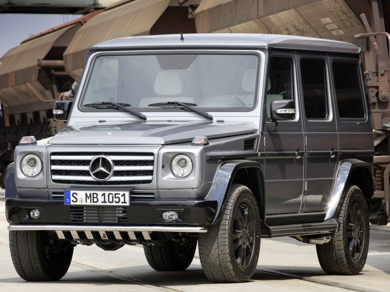 Mercedes Benz g class 2011