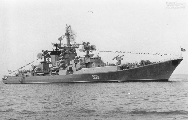 Легкий крейсер Киров