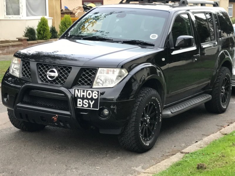 Nissan Pathfinder r51 черный