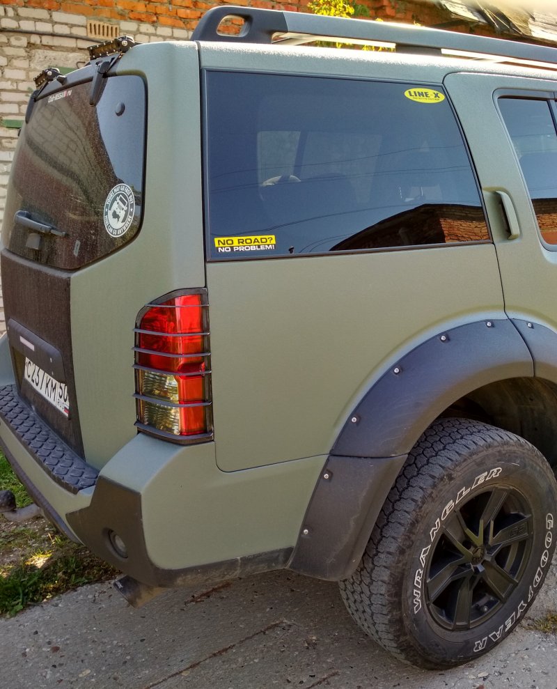 Nissan Pathfinder r51