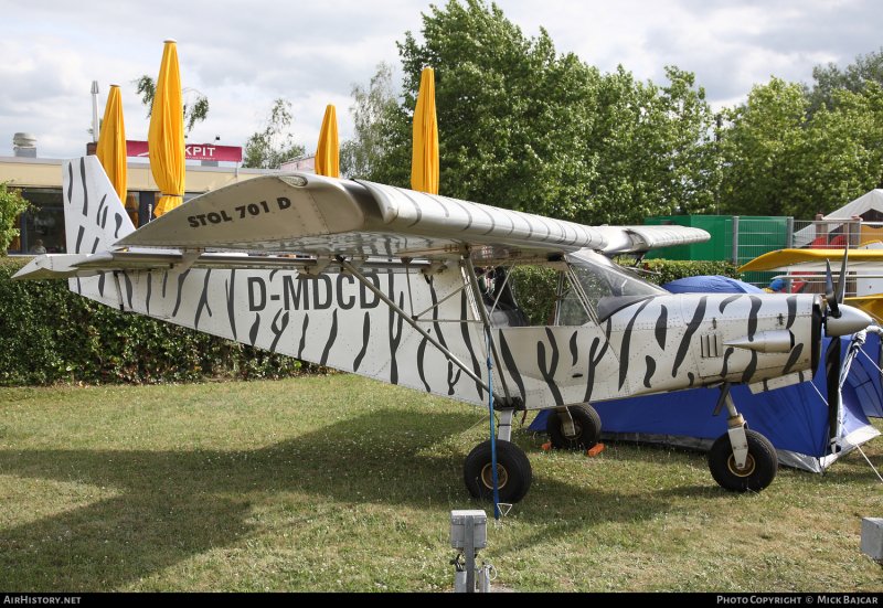 Zenith stol Ch 701