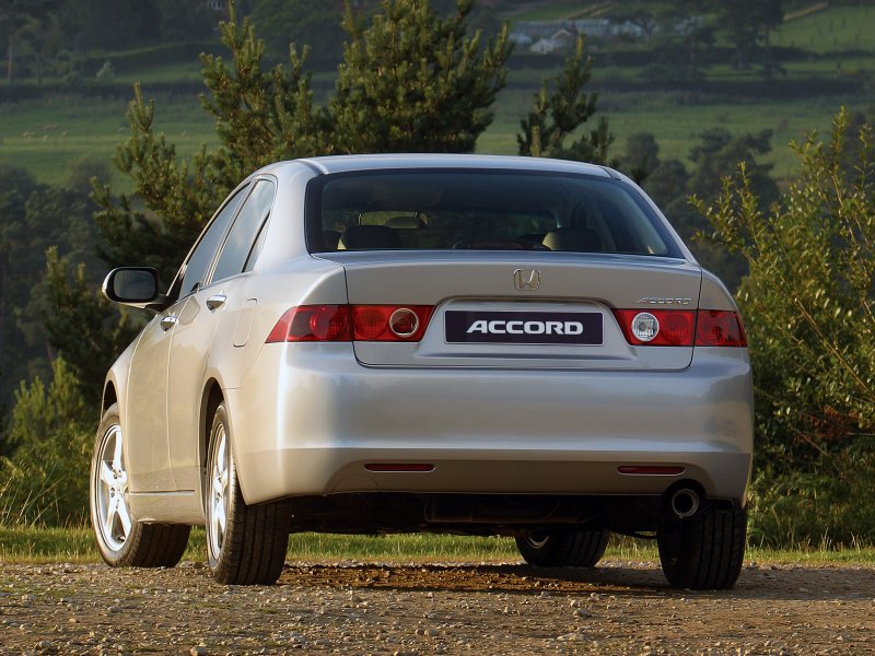 Honda Accord 7 Type s
