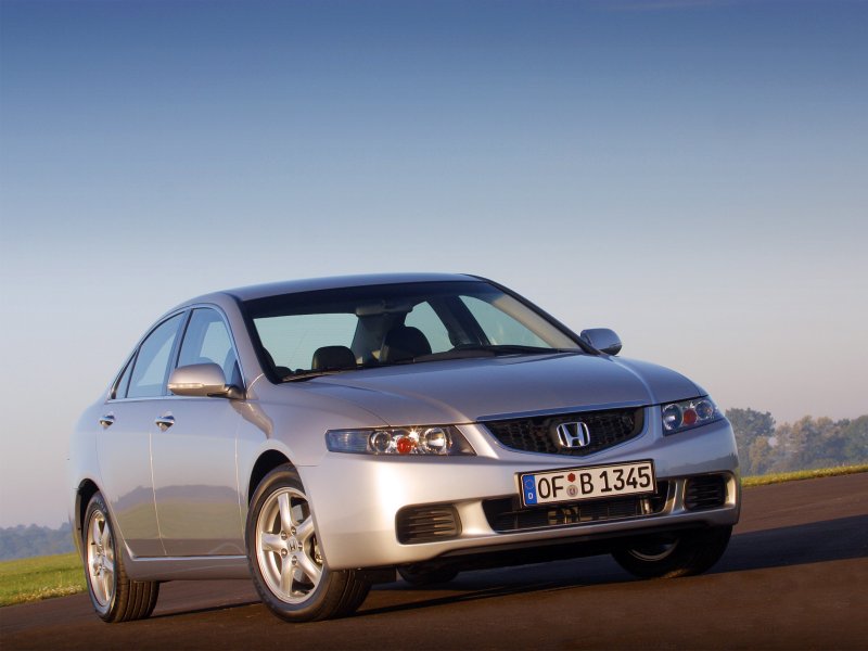 Honda Accord 7 Type s