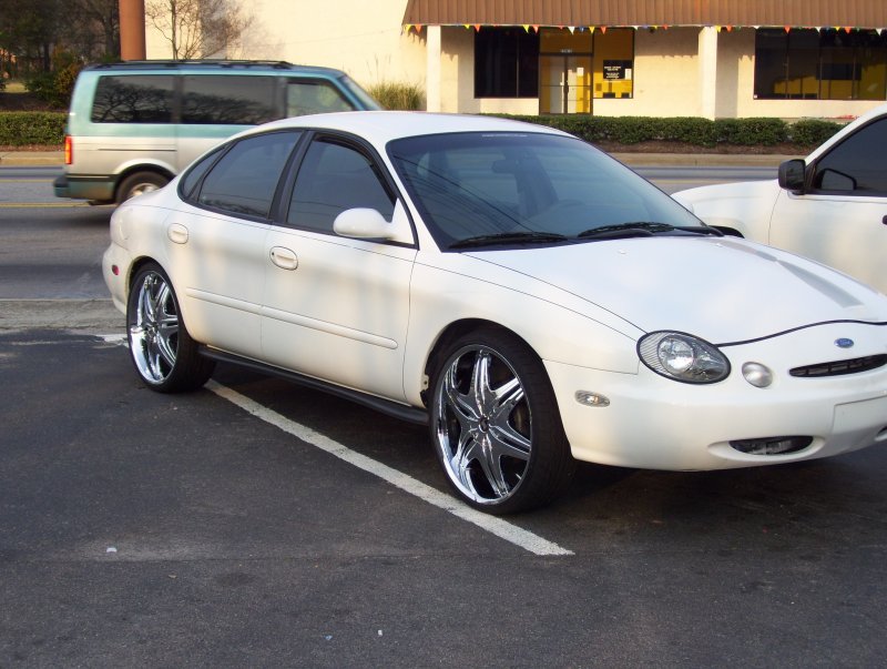Ford Taurus 1997